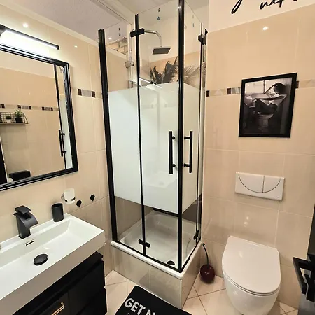 Apartment Fifty Shades Of P18