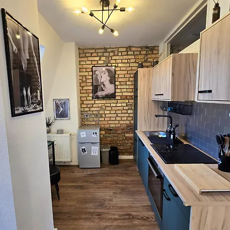 Apartment Fifty Shades Of P18