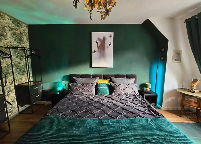 Einmaliges Ueber Den Daechern Der Neustadt - Fifty Shades Of